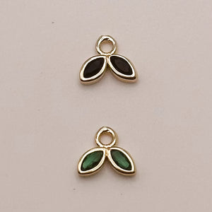 Tiny Leaf Charm