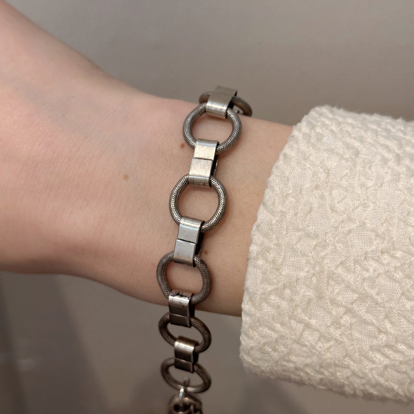 Silver Chunky O-Chain Bracelet Base